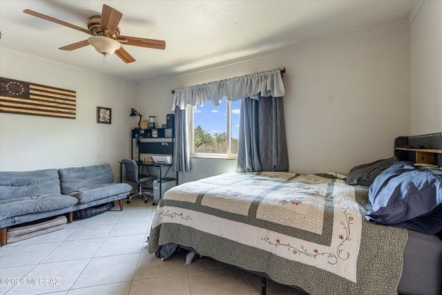 3000 N Longhorn Drive, Tucson, AZ 85749