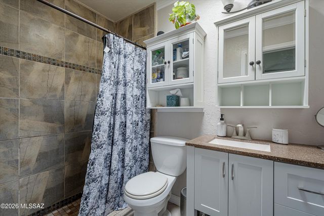 3000 N Longhorn Drive, Tucson, AZ 85749