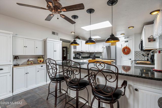 3000 N Longhorn Drive, Tucson, AZ 85749