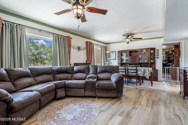 3000 N Longhorn Drive, Tucson, AZ 85749