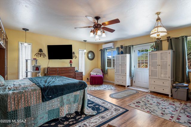 3000 N Longhorn Drive, Tucson, AZ 85749