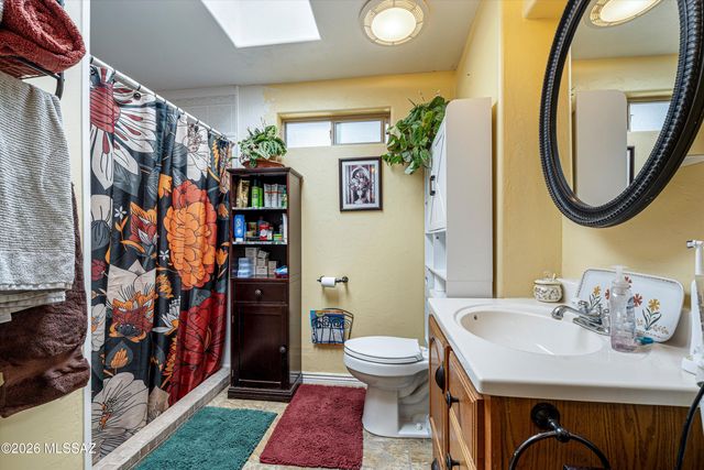 3000 N Longhorn Drive, Tucson, AZ 85749