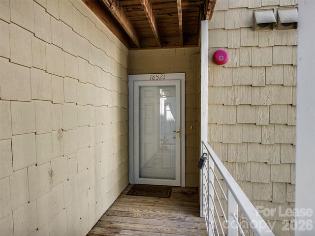 18521 Harborside Drive, Cornelius, NC 28031
