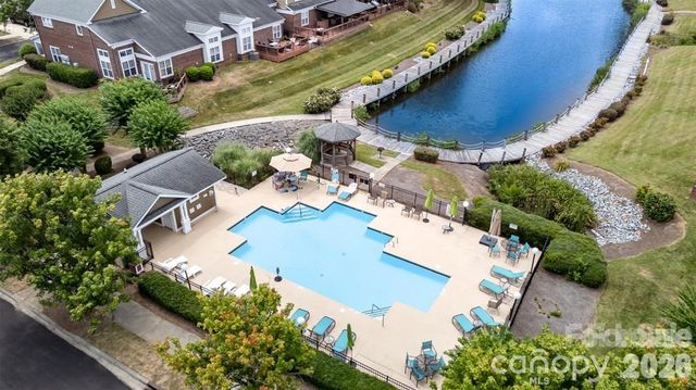 18521 Harborside Drive, Cornelius, NC 28031