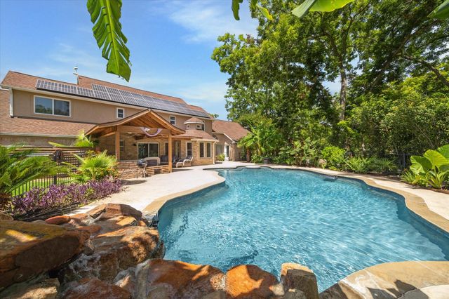 5202 Cypress Green Lane, Richmond, TX 77406
