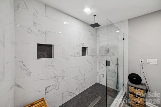 3902 Larkhaven Village Drive, Charlotte, NC 28215