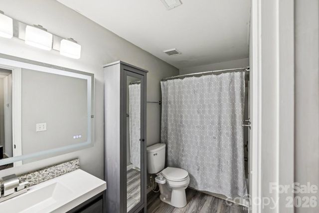 3902 Larkhaven Village Drive, Charlotte, NC 28215