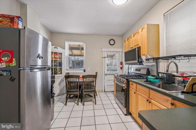 5238 N MASCHER ST, Philadelphia, PA 19120