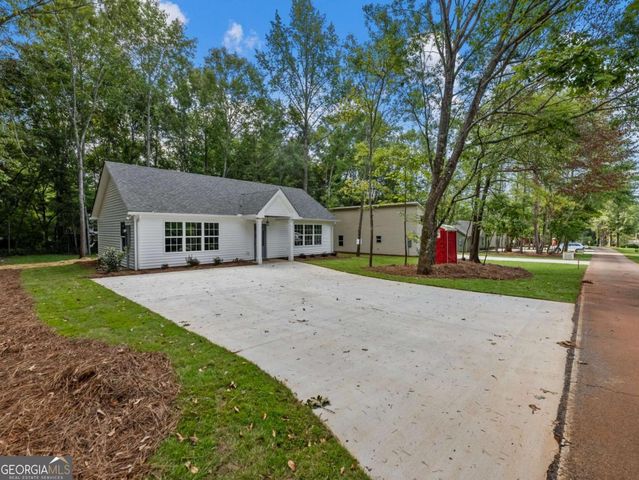 8079 Beachwood Drive, Murrayville, GA 30564