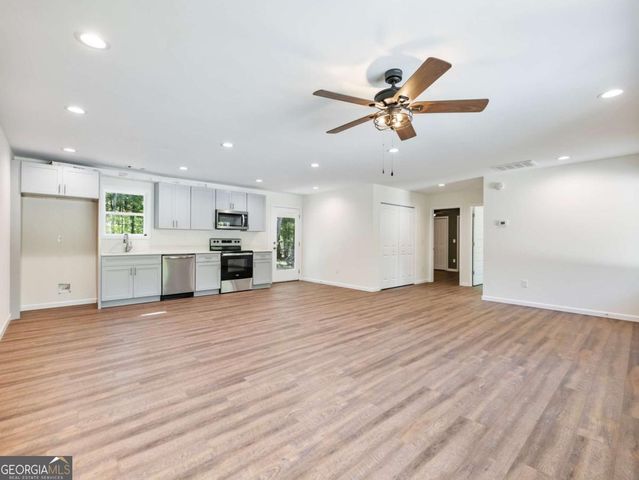 8079 Beachwood Drive, Murrayville, GA 30564