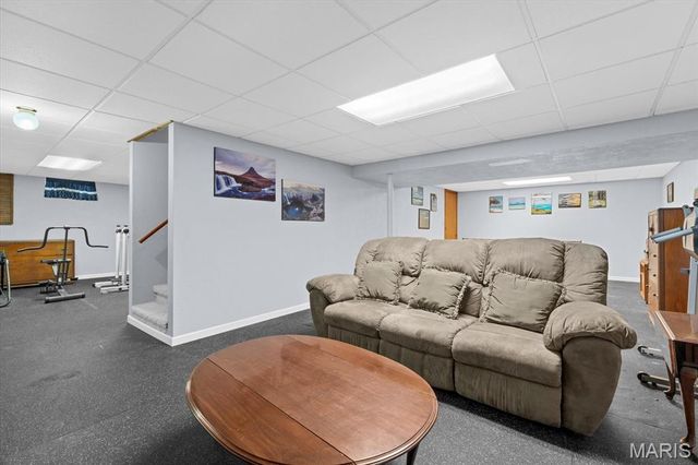 1024 Hickory Point, Collinsville, IL 62234