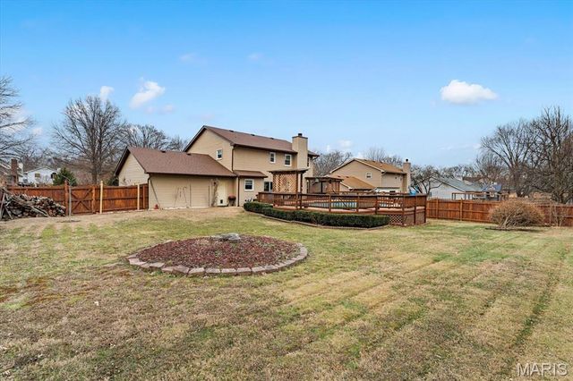 1024 Hickory Point, Collinsville, IL 62234