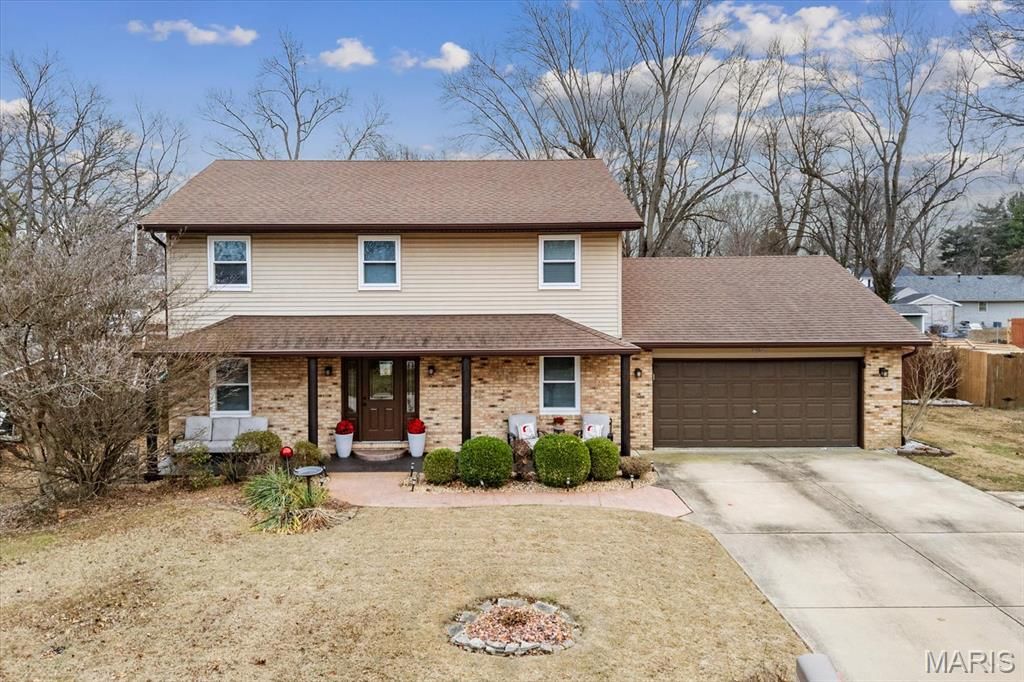 1024 Hickory Point, Collinsville, IL 62234