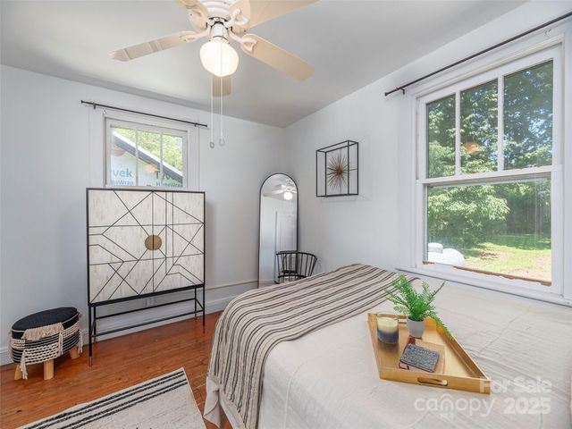 275 Richland Street, Waynesville, NC 28786