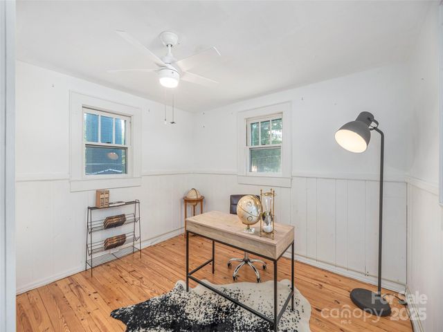 275 Richland Street, Waynesville, NC 28786