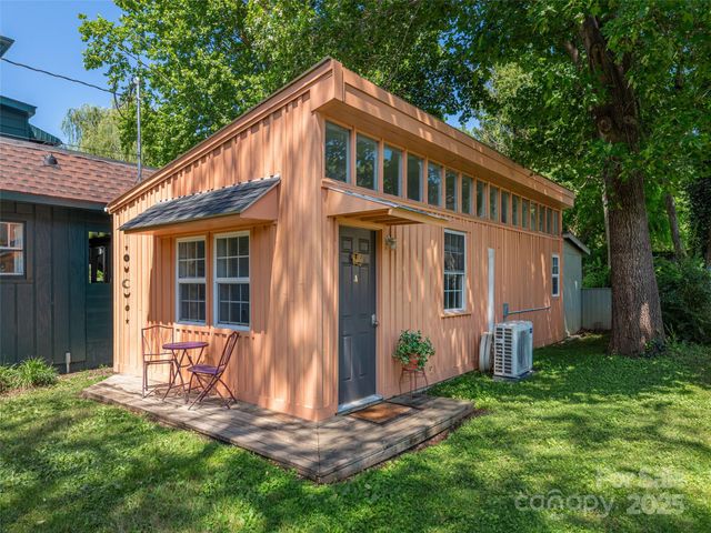 275 Richland Street, Waynesville, NC 28786