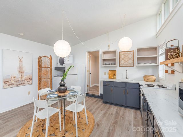 275 Richland Street, Waynesville, NC 28786