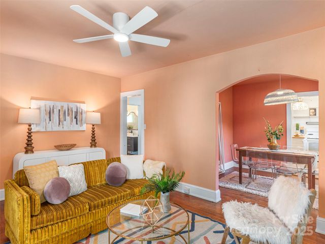275 Richland Street, Waynesville, NC 28786