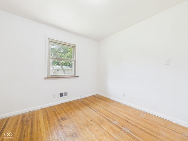 10236 Central Avenue, Carmel, IN 46280