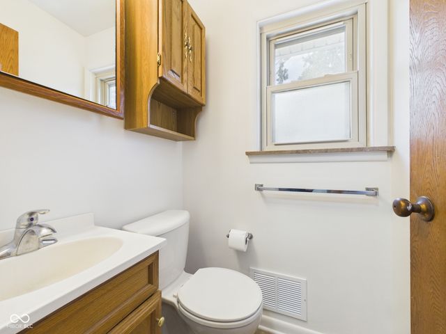 10236 Central Avenue, Carmel, IN 46280