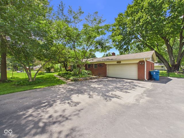 10236 Central Avenue, Carmel, IN 46280