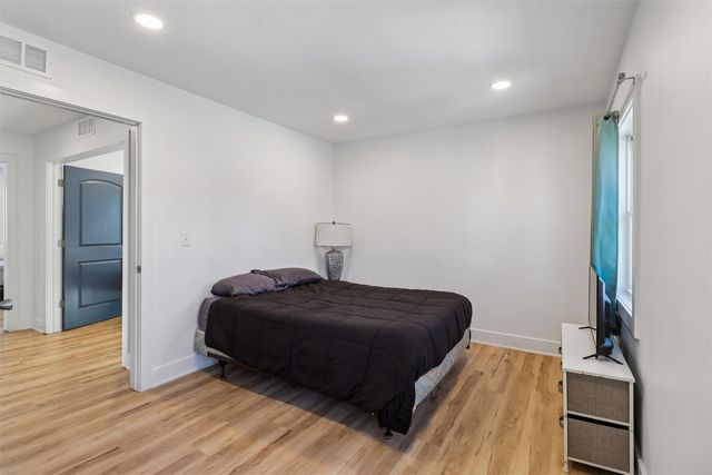 1806 10th Street, Des Moines, IA 50314