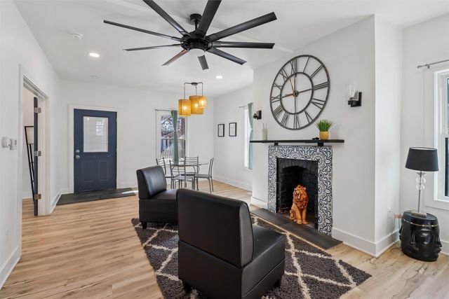 1806 10th Street, Des Moines, IA 50314