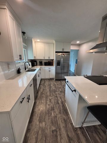 41 Blairsden Avenue, Carmel, IN 46032