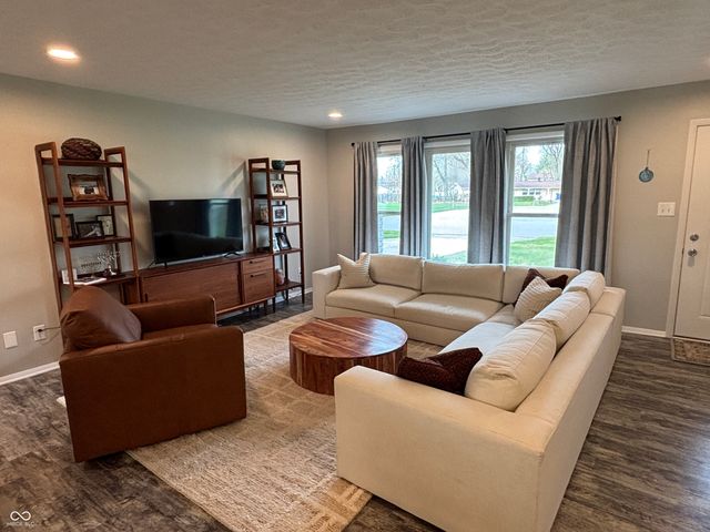 41 Blairsden Avenue, Carmel, IN 46032