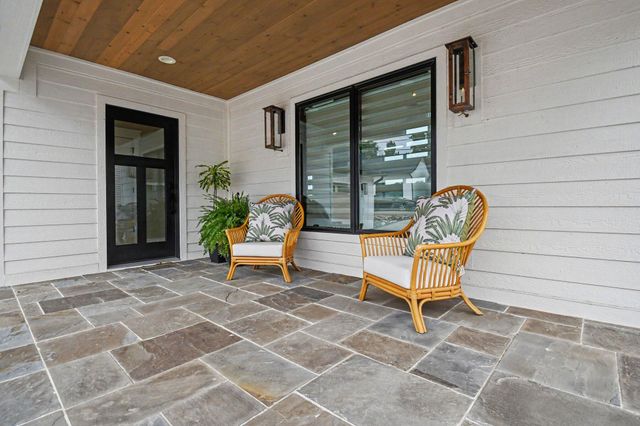 31218 Curran Beach Road, Dowagiac, MI 49047