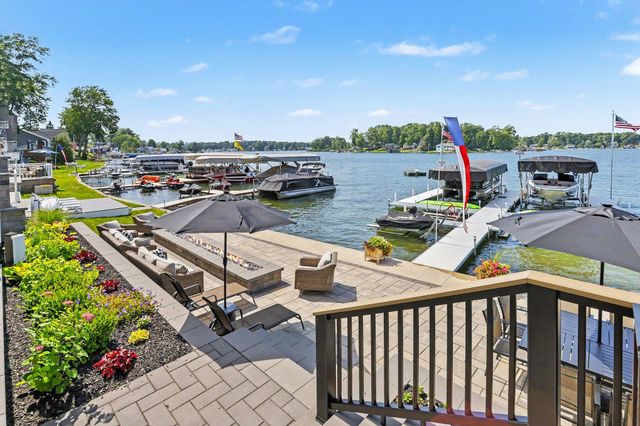 31218 Curran Beach Road, Dowagiac, MI 49047