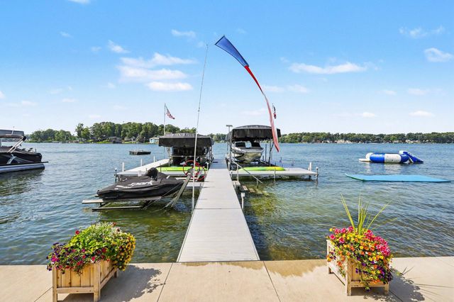 31218 Curran Beach Road, Dowagiac, MI 49047