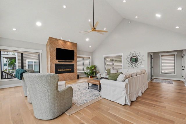 31218 Curran Beach Road, Dowagiac, MI 49047