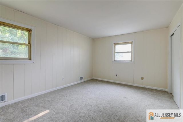 18 Kierst Street, Sayreville, NJ 08859