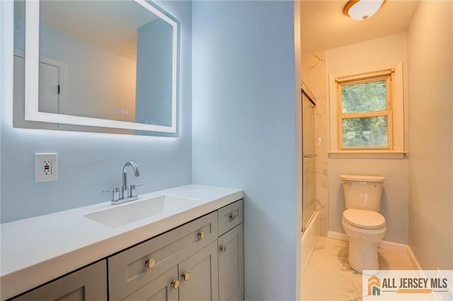 18 Kierst Street, Sayreville, NJ 08859