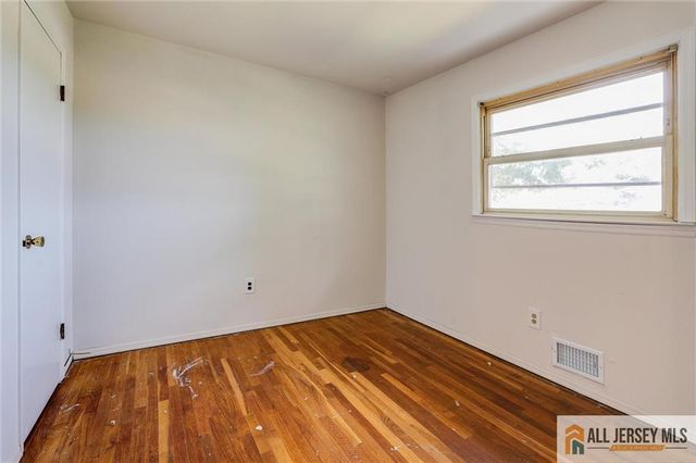 18 Kierst Street, Sayreville, NJ 08859