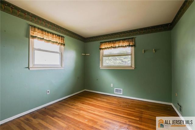 18 Kierst Street, Sayreville, NJ 08859