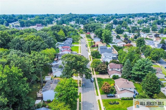 18 Kierst Street, Sayreville, NJ 08859