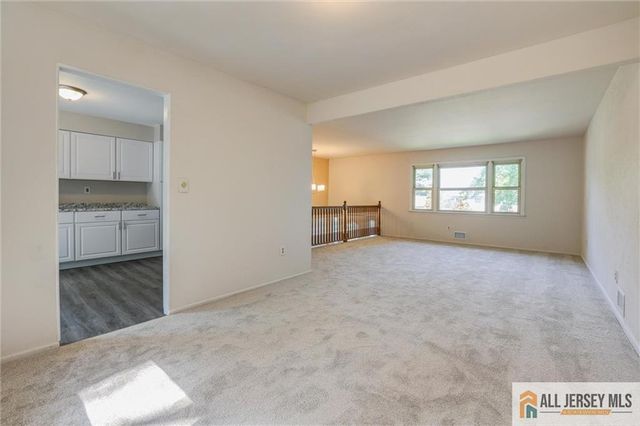18 Kierst Street, Sayreville, NJ 08859