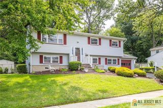 18 Kierst Street, Sayreville, NJ 08859