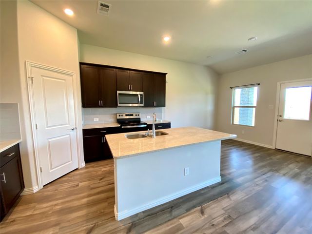 1800 Canyon Lane, Melissa, TX 75454