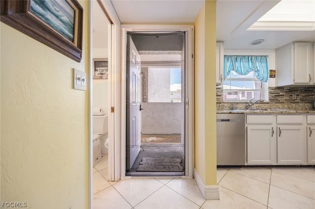 4511 Bay Beach LN 315, Fort Myers Beach, FL 33931