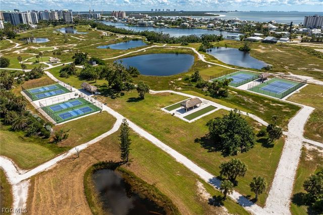 4511 Bay Beach LN 315, Fort Myers Beach, FL 33931