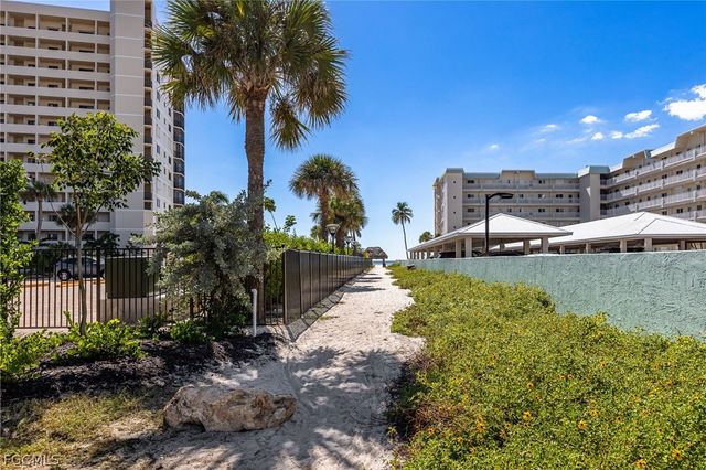 4511 Bay Beach LN 315, Fort Myers Beach, FL 33931