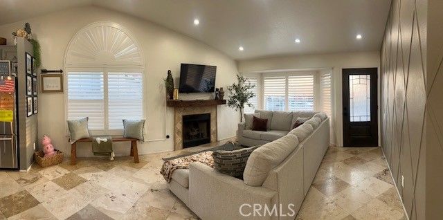 9765 Venus Lane, Fontana, CA 92335
