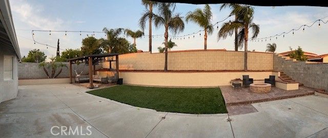 9765 Venus Lane, Fontana, CA 92335
