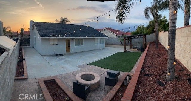 9765 Venus Lane, Fontana, CA 92335