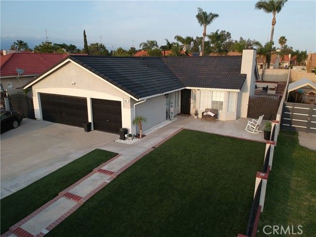 9765 Venus Lane, Fontana, CA 92335
