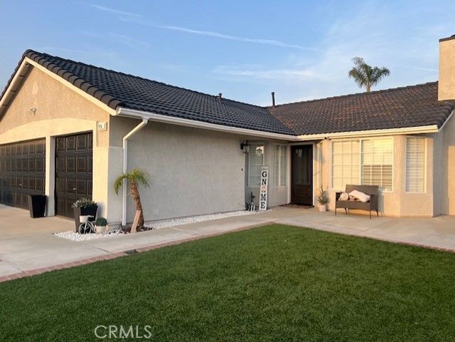 9765 Venus Lane, Fontana, CA 92335