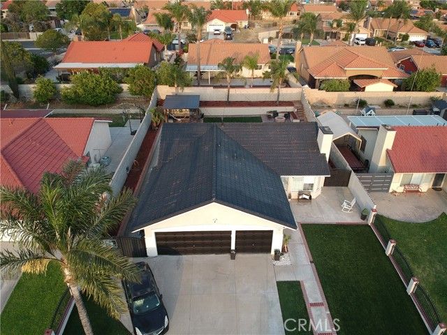 9765 Venus Lane, Fontana, CA 92335